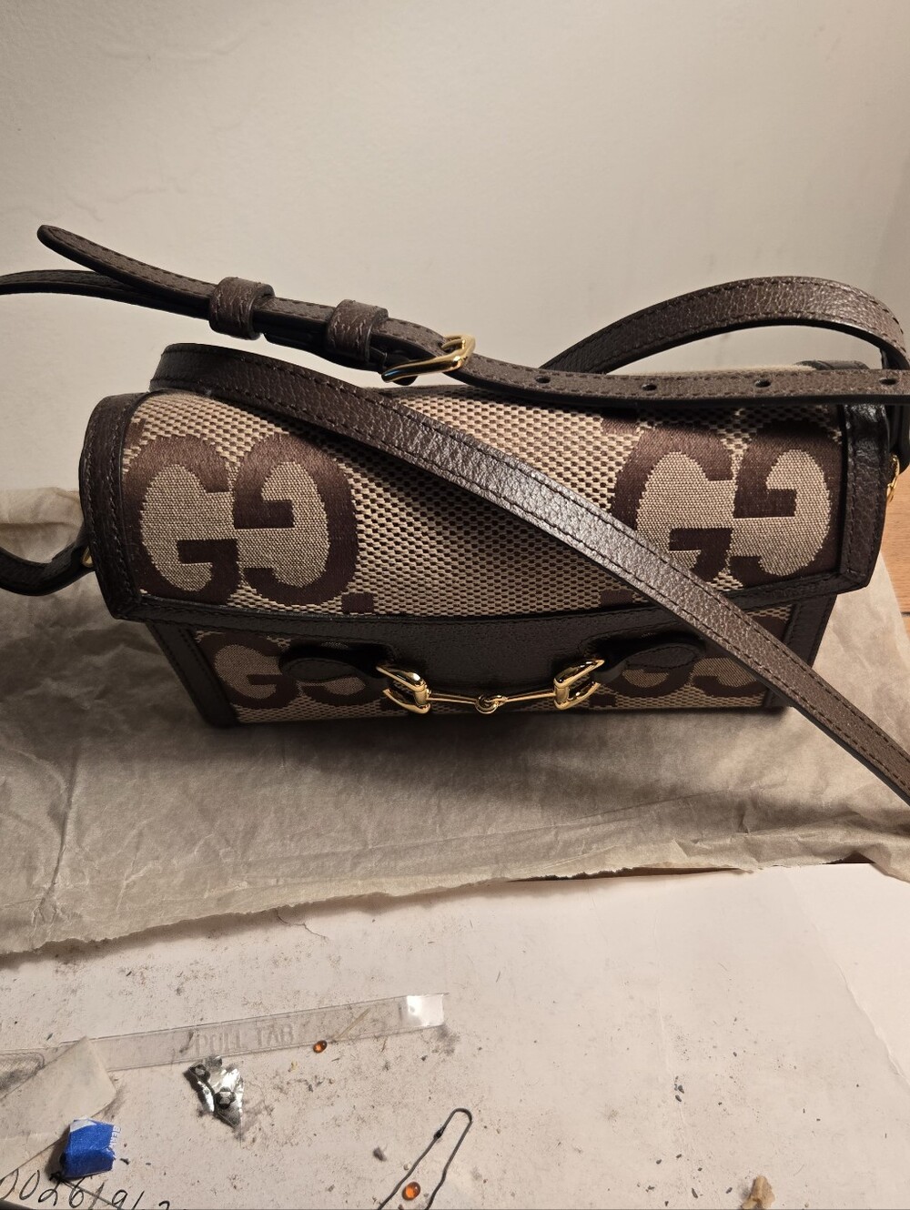 Gucci Brown GG Supreme Canvas Shoulder Bag with Gold Horsebit - Picture 7 of 9